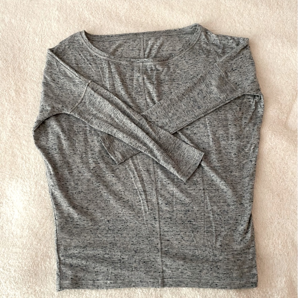 Athleta Essence Flow long sleeve top